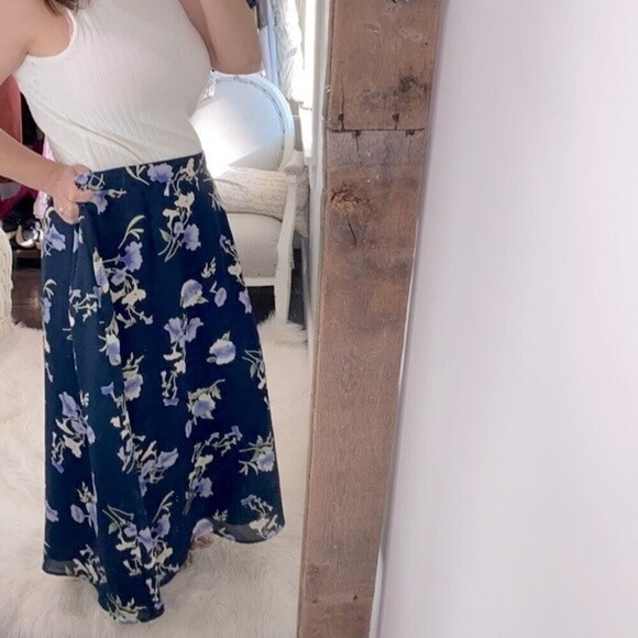 Vintage Lane Bryant navy blue floral skirt size 22/24 - Picture 4 of 10